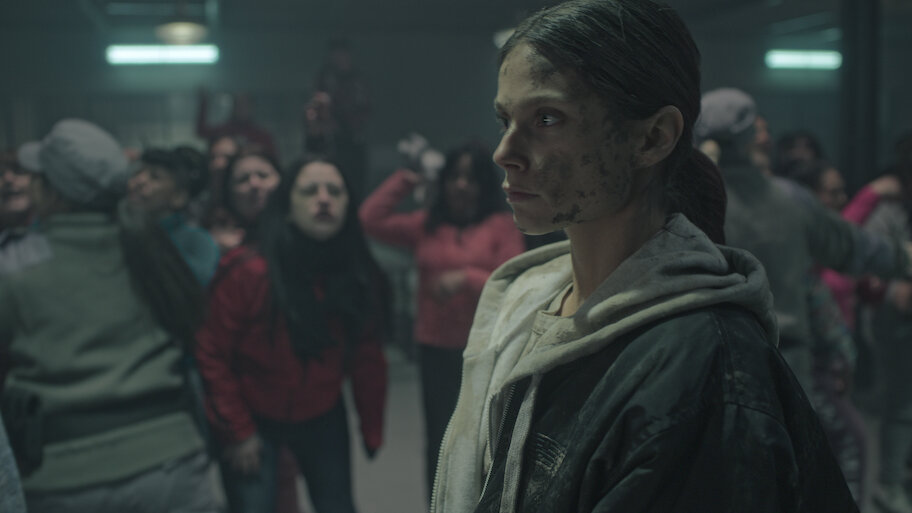 En el barro: serie con drama carcelario femenino y suspenso