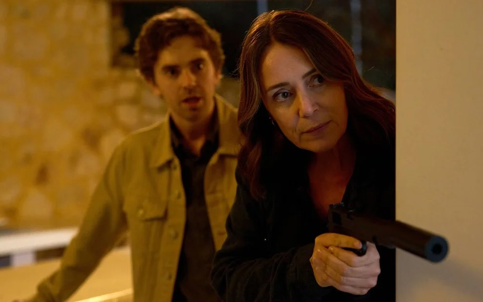 Asesina a sueldo: acción, suspenso y drama familiar imperdible